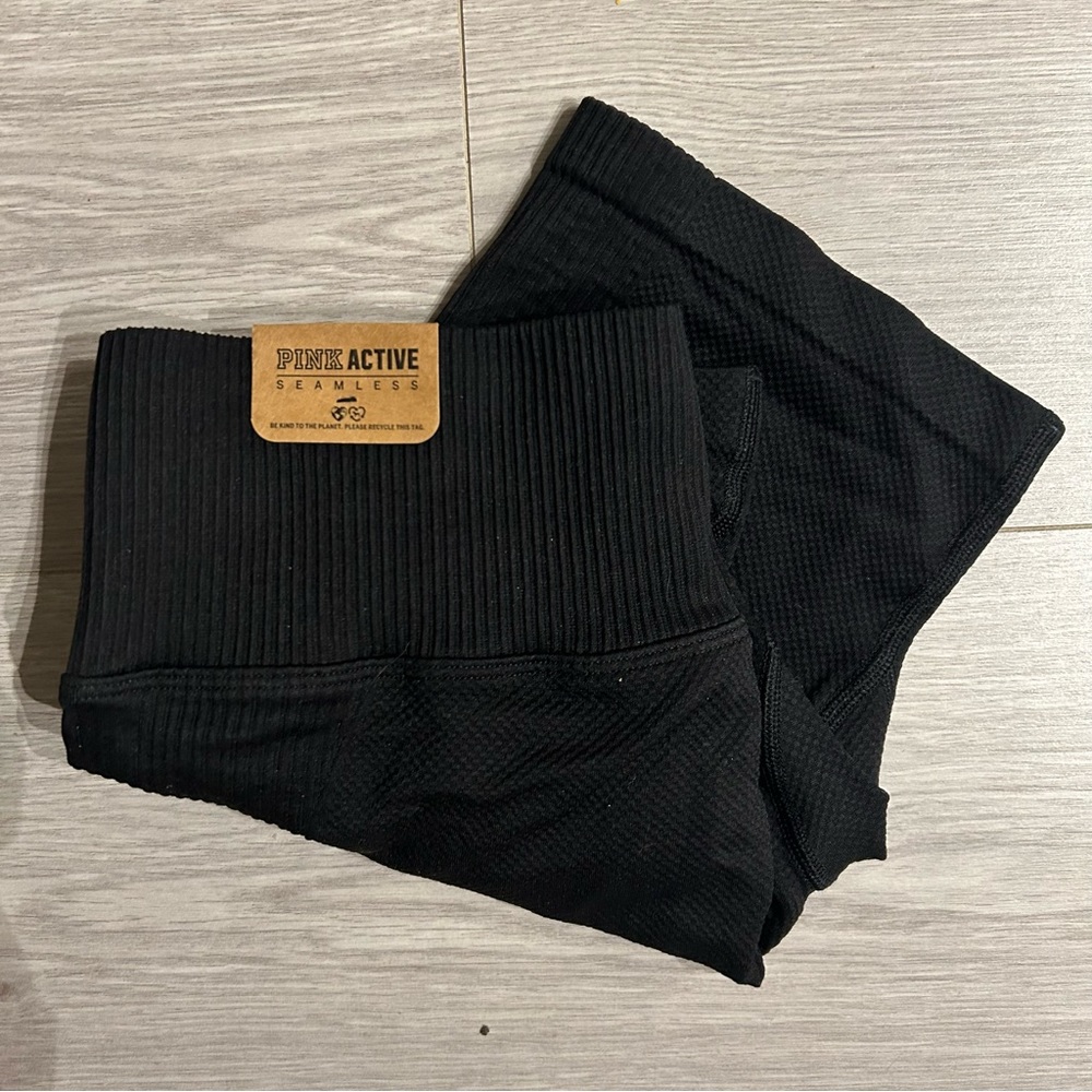 Victoria’s Secret Pink Active Seamless Bike Shorts Black Size Small NWT